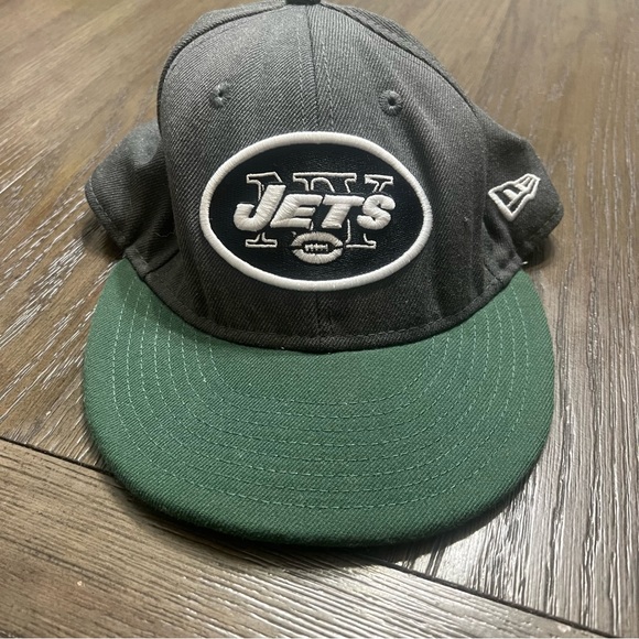 New Era Men’s New York Jets Fitted Hat/Cap Gray/Green NFL size 7 1/4 (57.7cm) - Picture 1 of 4